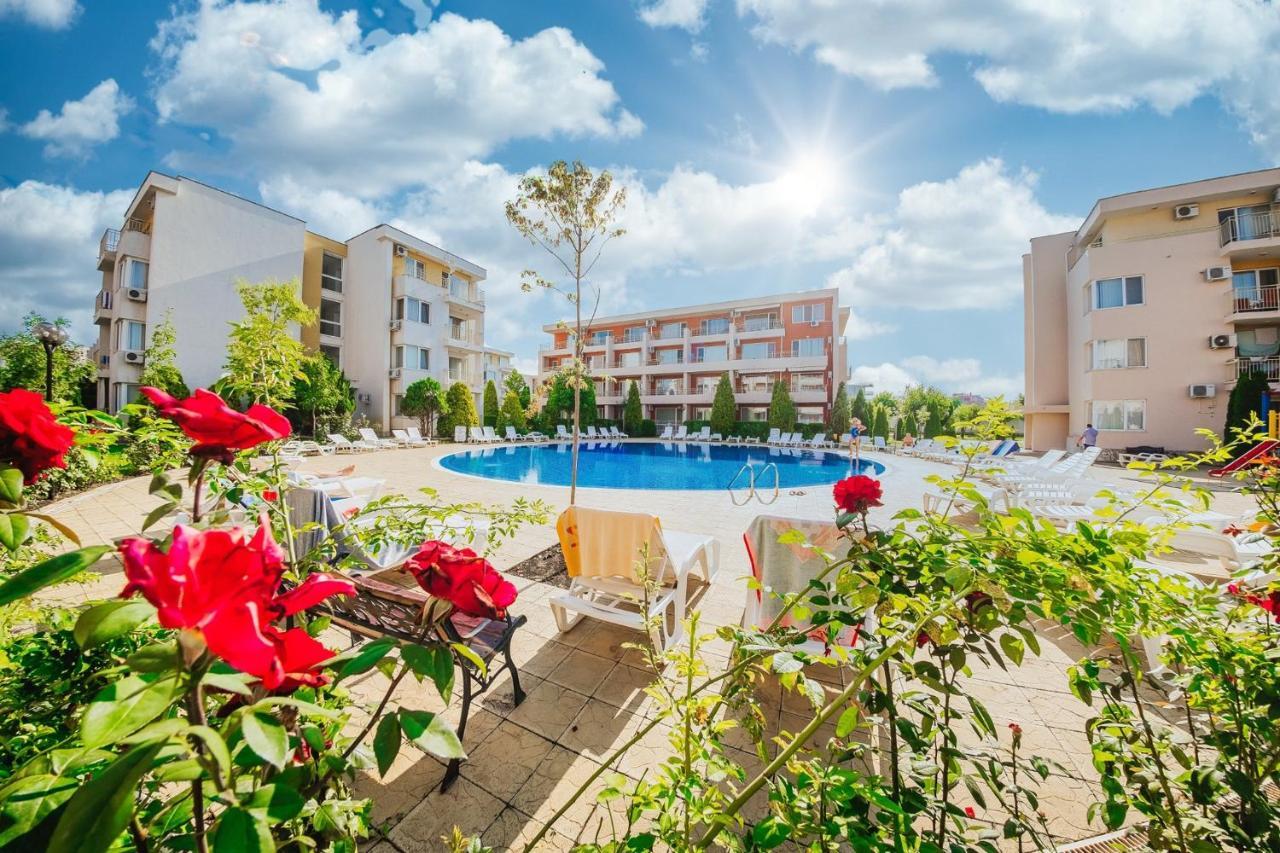 Nessebar Fort Club - Prestige Apartments Sunny Beach Exterior photo